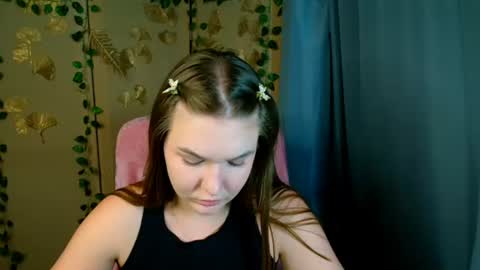 mia_lemm online show from June 2026 07:05:02 AM