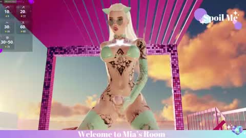 Mia online show from July 2026 07:40:01 PM