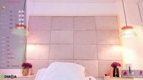 Mia online show from January 2025 06:45:02 PM