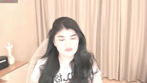 Mia 3 online show from June 2026 07:30:02 PM