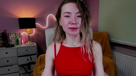 Mia online show from December 2025 07:38:01 AM