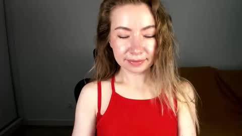 Mia online show from May 2026 06:41:02 AM