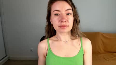 Mia online show from May 2026 07:05:02 AM