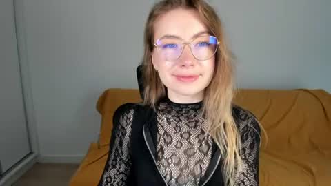 Mia online show from June 2026 06:55:01 AM