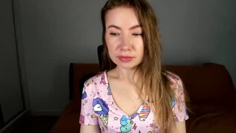 Mia online show from June 2026 06:26:01 AM