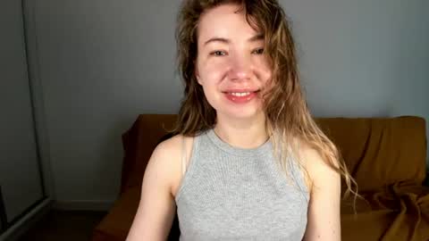 Mia online show from June 2026 06:27:02 AM