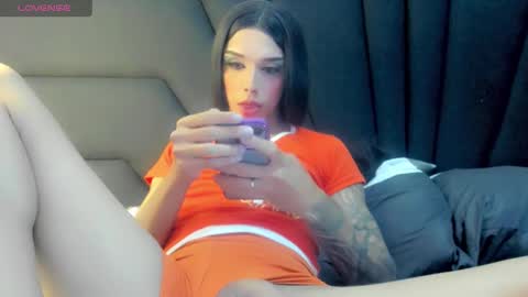 Mia3 online show from January 2025 11:16:02 PM