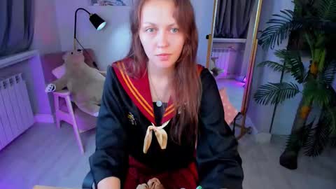 mia_meowxkiss online show from September 2025 04:51:02 PM