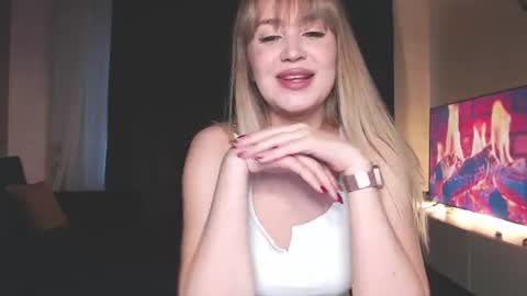 Snapshot of mia_meww chatting on June 2026 01:59:02 PM Mia online show from June 2026 01:59:02 PM