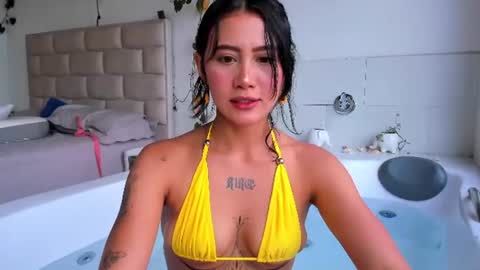 mia_miel69 online show from June 2026 05:38:02 PM