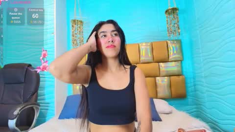 mia montess online show from November 2025 12:38:01 PM