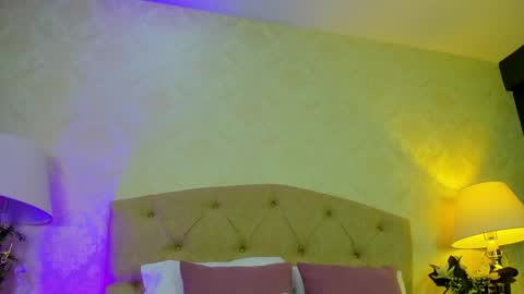 Snapshot of mia_montess chatting on April 2026 01:22:02 PM mia montess online show from April 2026 01:22:02 PM