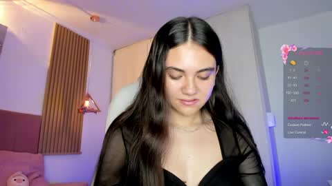 Mia Nevaeh - follow me online show from May 2026 08:36:01 PM