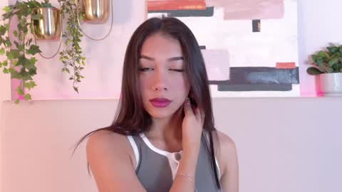 Snapshot of mia_oconner chatting on January 2025 11:43:02 AM mia_oconner online show from January 2025 11:43:02 AM