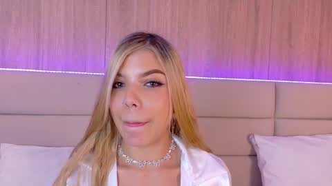 Snapshot of mia_oconner chatting on March 2025 03:24:02 PM mia_oconner online show from March 2025 03:24:02 PM