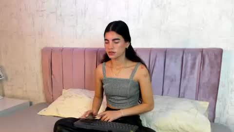 mia online show from July 2026 11:52:02 AM