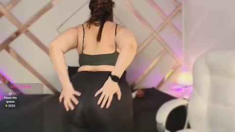 mia_pembroke_ online show from July 2026 04:04:01 AM