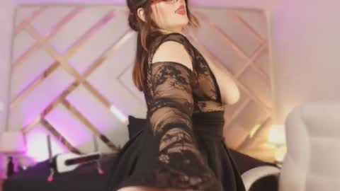 mia_pembroke_ online show from July 2026 04:18:01 AM