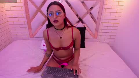 mia_petite18 online show from July 2026 01:31:02 AM
