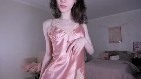 Snapshot of mia_pimmy chatting on June 2026 04:11:01 AM Mia Pimmy online show from June 2026 04:11:01 AM