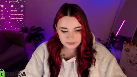 Mia online show from May 2026 01:14:02 AM
