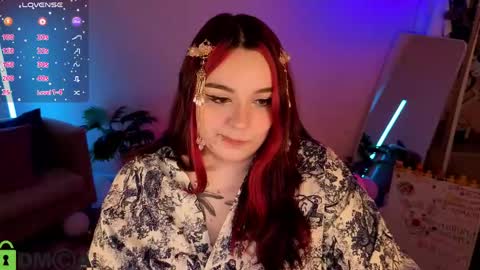 Mia online show from May 2026 01:10:02 AM