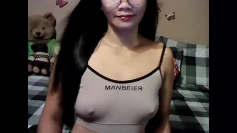 Snapshot of mia_rein chatting on January 2025 10:22:01 AM mia_rein online show from January 2025 10:22:01 AM
