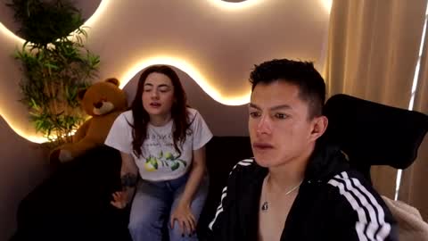 mia_renso online show from April 2026 12:36:02 PM