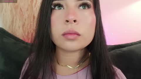 Mia online show from June 2026 01:32:02 AM