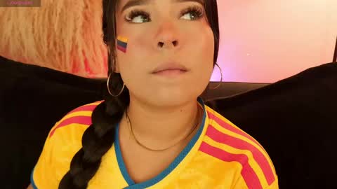 Mia online show from June 2026 10:24:02 PM