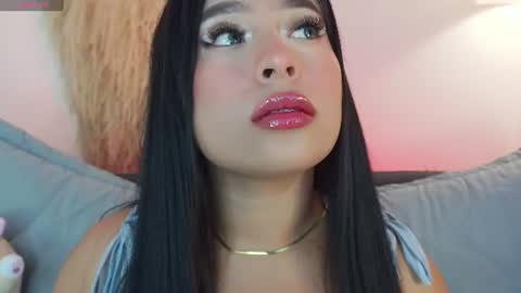 Mia online show from July 2026 10:19:02 PM