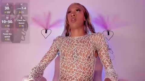 mia_royal online show from February 2026 06:28:02 PM