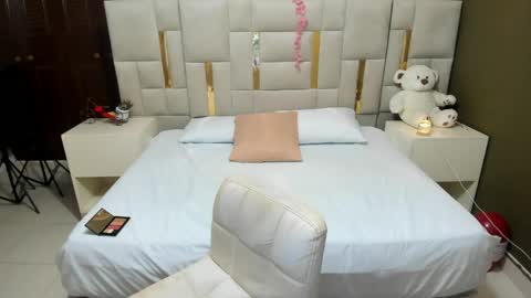 MIA HOT online show from May 2026 12:14:02 PM