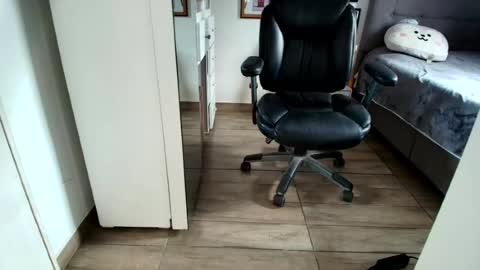 Mia Sepulveda online show from June 2026 04:51:02 PM