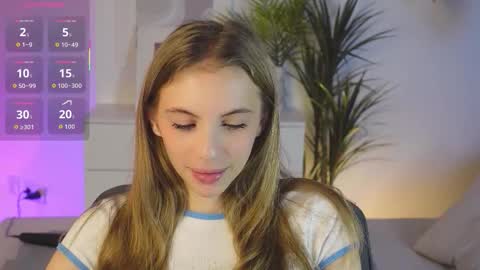 Snapshot of mia_silk chatting on November 2025 06:14:01 AM Mia online show from November 2025 06:14:01 AM