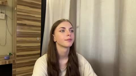 Snapshot of mia_sincere chatting on July 2026 10:39:01 AM Mia online show from July 2026 10:39:01 AM