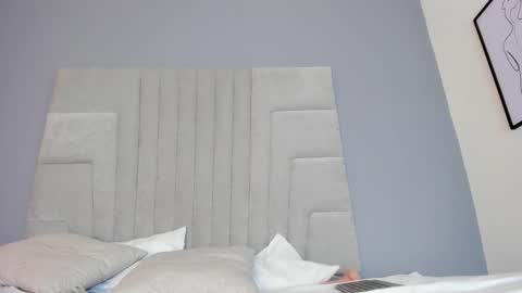 Snapshot of mia_smith_x chatting on February 2025 11:04:01 PM mia_smith_x online show from February 2025 11:04:01 PM