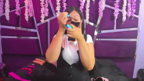 mia sweett69 online show from November 2025 07:38:01 PM