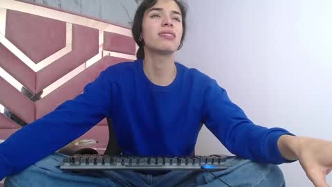 Snapshot of mia_swift_ch chatting on October 2025 03:24:01 PM mia_swift_ch online show from October 2025 03:24:01 PM