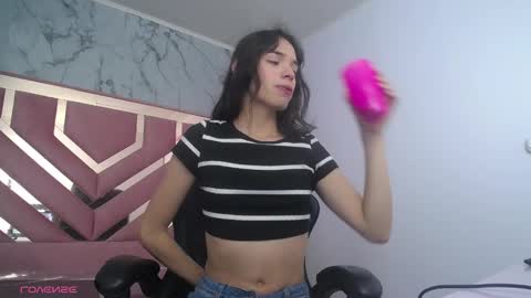 Snapshot of mia_swift_ch chatting on October 2025 03:18:01 AM mia_swift_ch online show from October 2025 03:18:01 AM