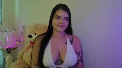 mia_thopsom online show from February 2026 02:24:01 PM