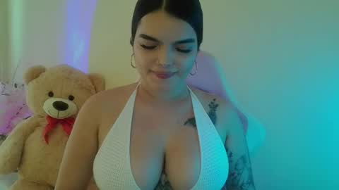 mia_thopsom online show from March 2026 06:10:01 PM