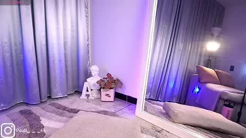 Snapshot of mia_v7 chatting on September 2025 12:55:02 AM Mia online show from September 2025 12:55:02 AM