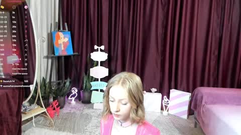 Snapshot of mia_vebes chatting on December 2024 10:17:01 PM Mia online show from December 2024 10:17:01 PM