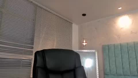 Miaaa online show from July 2026 02:48:02 AM