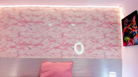 Snapshot of mia_velveet chatting on April 2026 07:04:02 PM mia_velveet online show from April 2026 07:04:02 PM