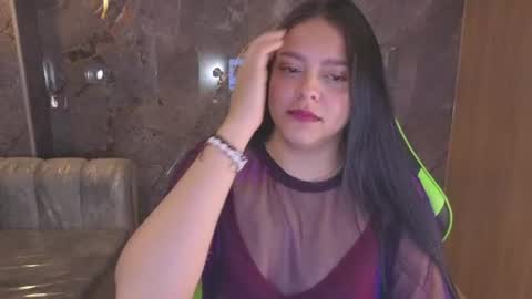 mia_velvet_cn online show from June 2026 01:48:02 PM