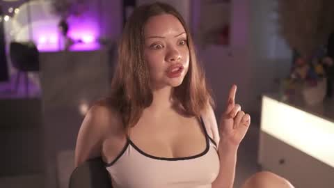 VixenMia online show from June 2026 02:03:02 AM