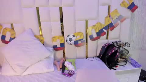 mia_vy online show from July 2026 03:09:01 AM