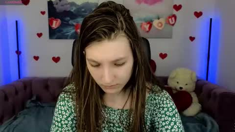 Snapshot of mia_weawer chatting on February 2026 10:45:01 AM Mia online show from February 2026 10:45:01 AM